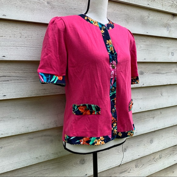 Vintage 80s Pink Floral Print Button Down Circle Neck Short Puff Sleeve Blouse - Picture 2 of 16